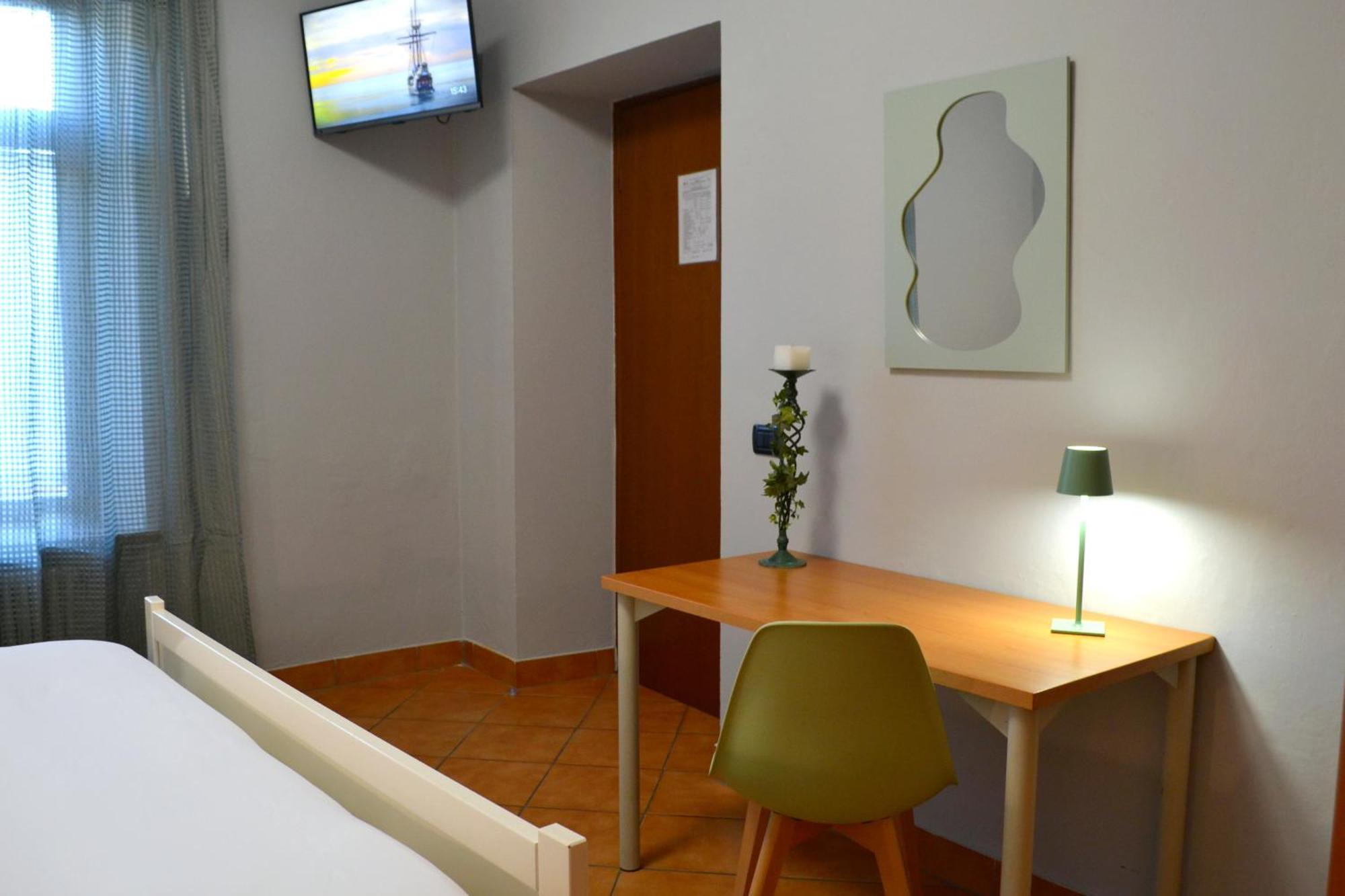 Domus Hotel Caselle Torinese Exteriör bild